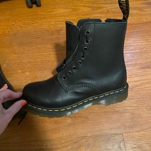 Dr Martens black boots size 7